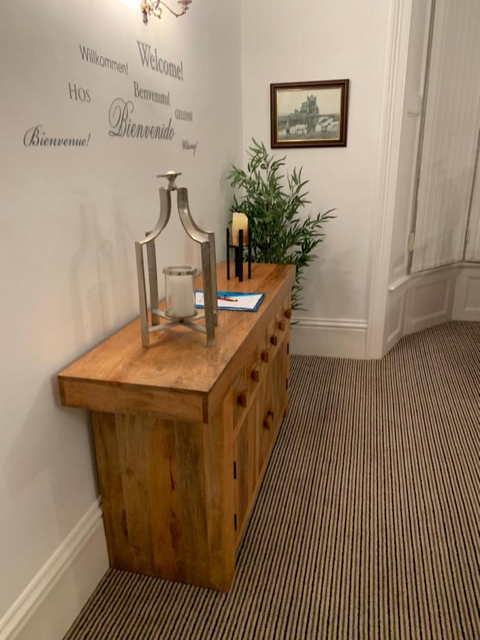 Wentworth Guesthouse วิทบี ภายนอก รูปภาพ